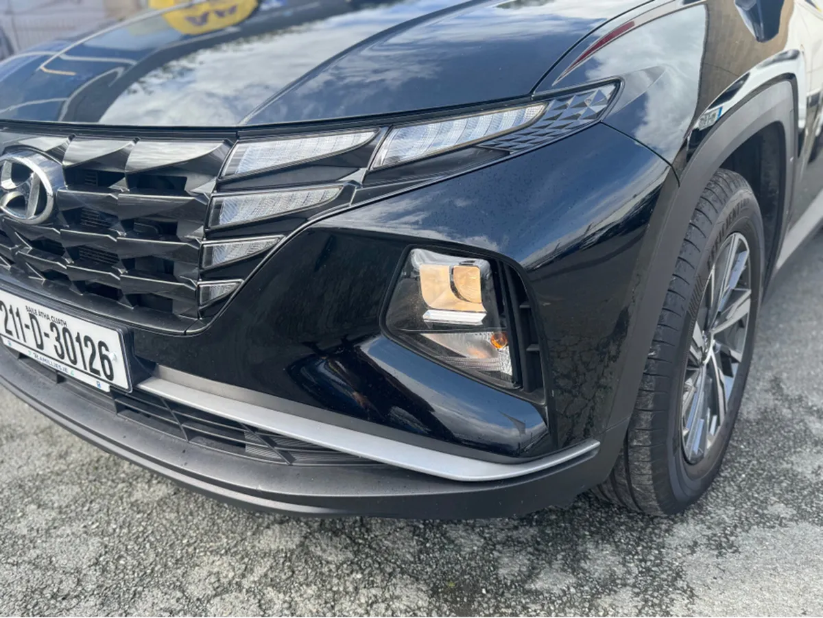 Hyundai Tucson 1.6 COMFORT PLUS HEV AUTO, 12 Month - Image 3