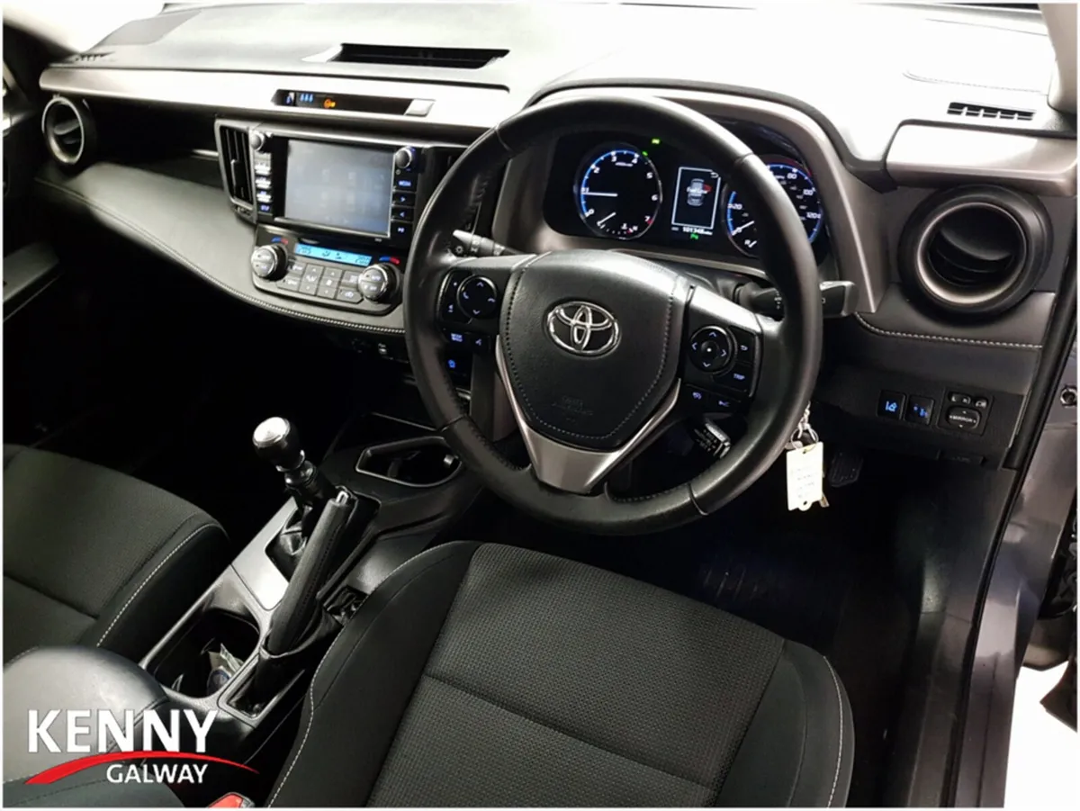 Toyota RAV4 2.0 D-4D BUSINESS EDITION TSS 5DR - Image 2