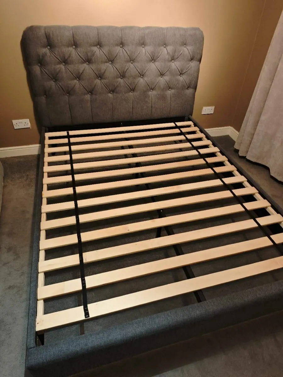 5ft double bed almost new self collect in Dublin18 - Image 4