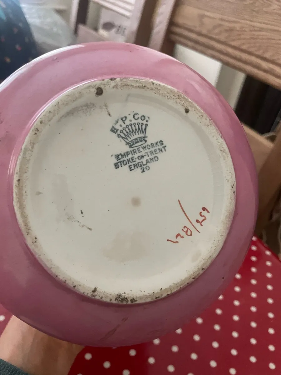 Old vintage tea caddie - Image 2