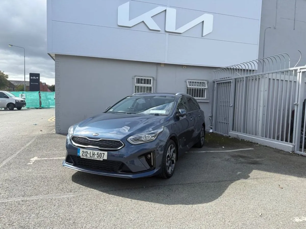 Kia Ceed SW Phev Trailer 5DR Auto - Image 1