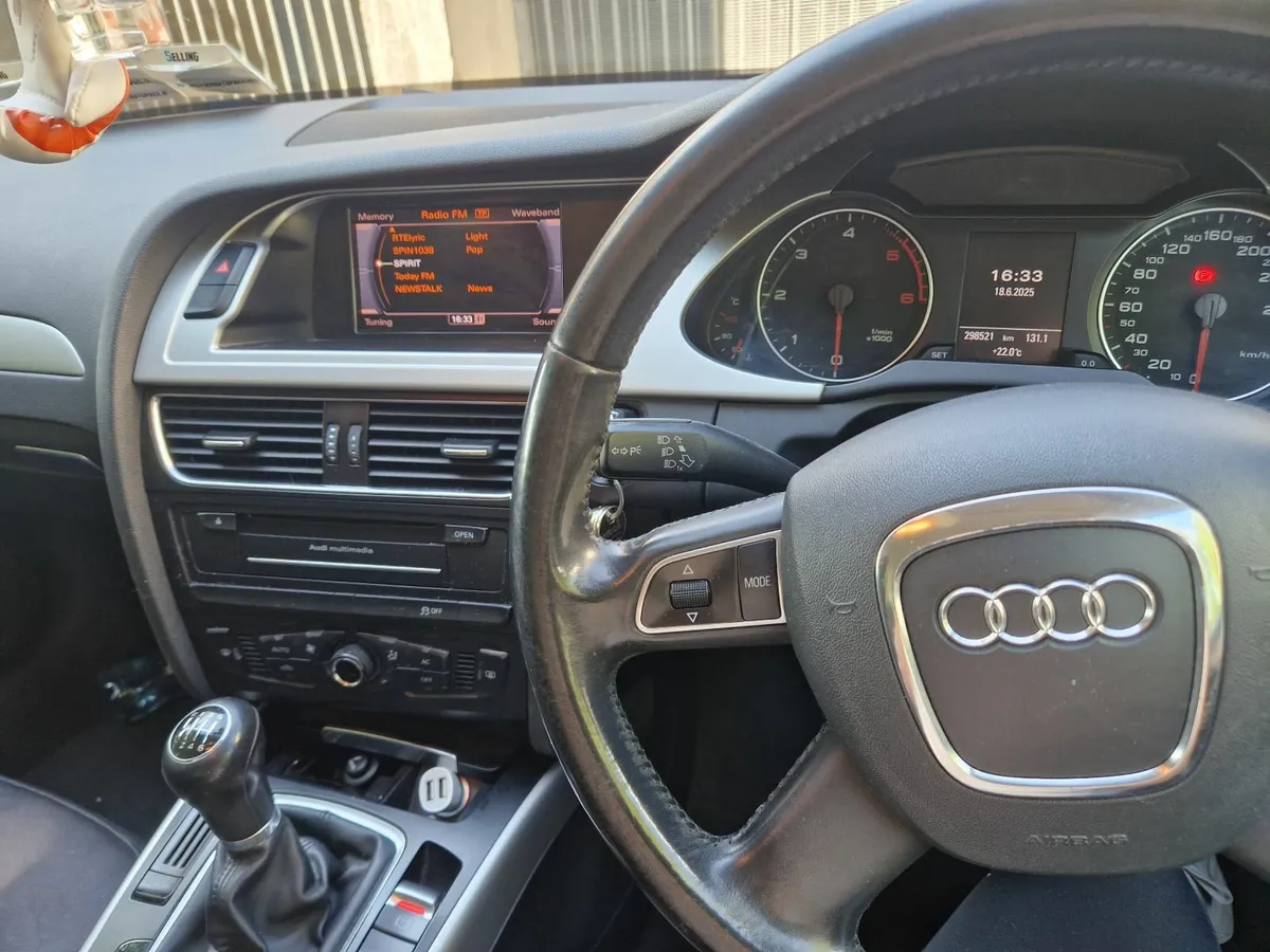 Audi A4 2012 - Image 4