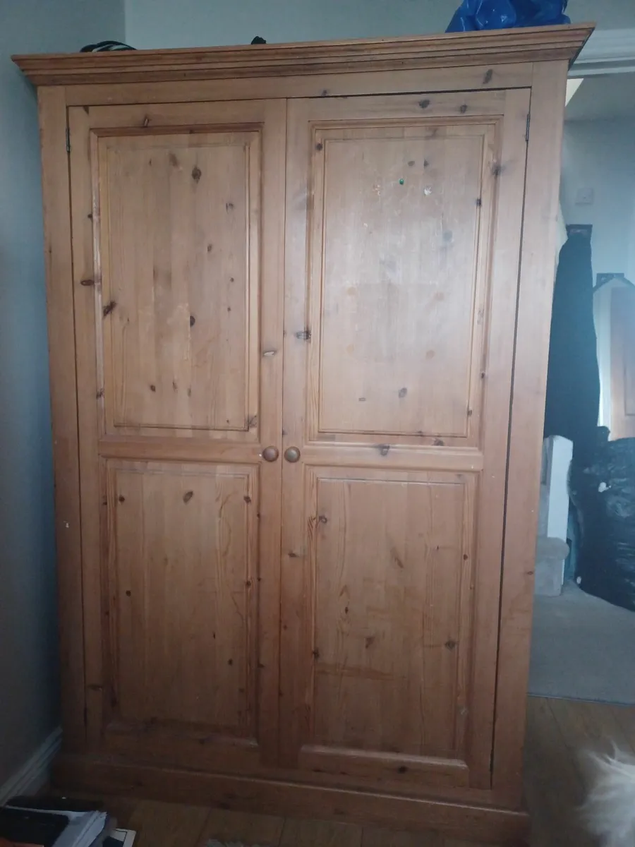 Solid antique pine Wardrobe - Image 2