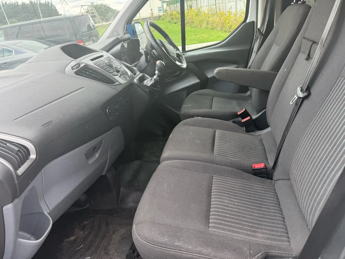 2013 (131) Ford Transit 2.2 Tdci Mini Bus 9 Seats - Image 2