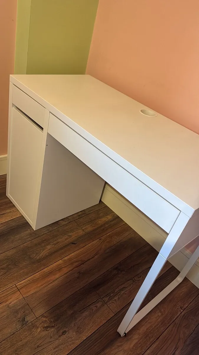 Computer table - Image 4