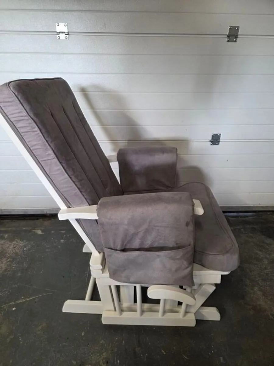 Baby Rocking chair - Image 2