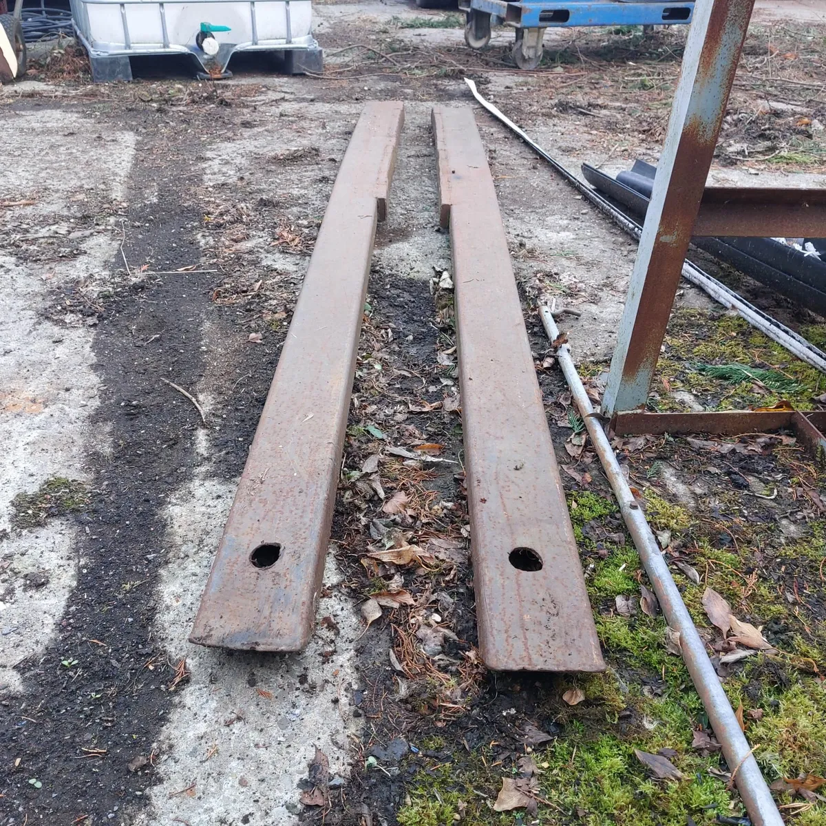 Forklift extensions - Image 1