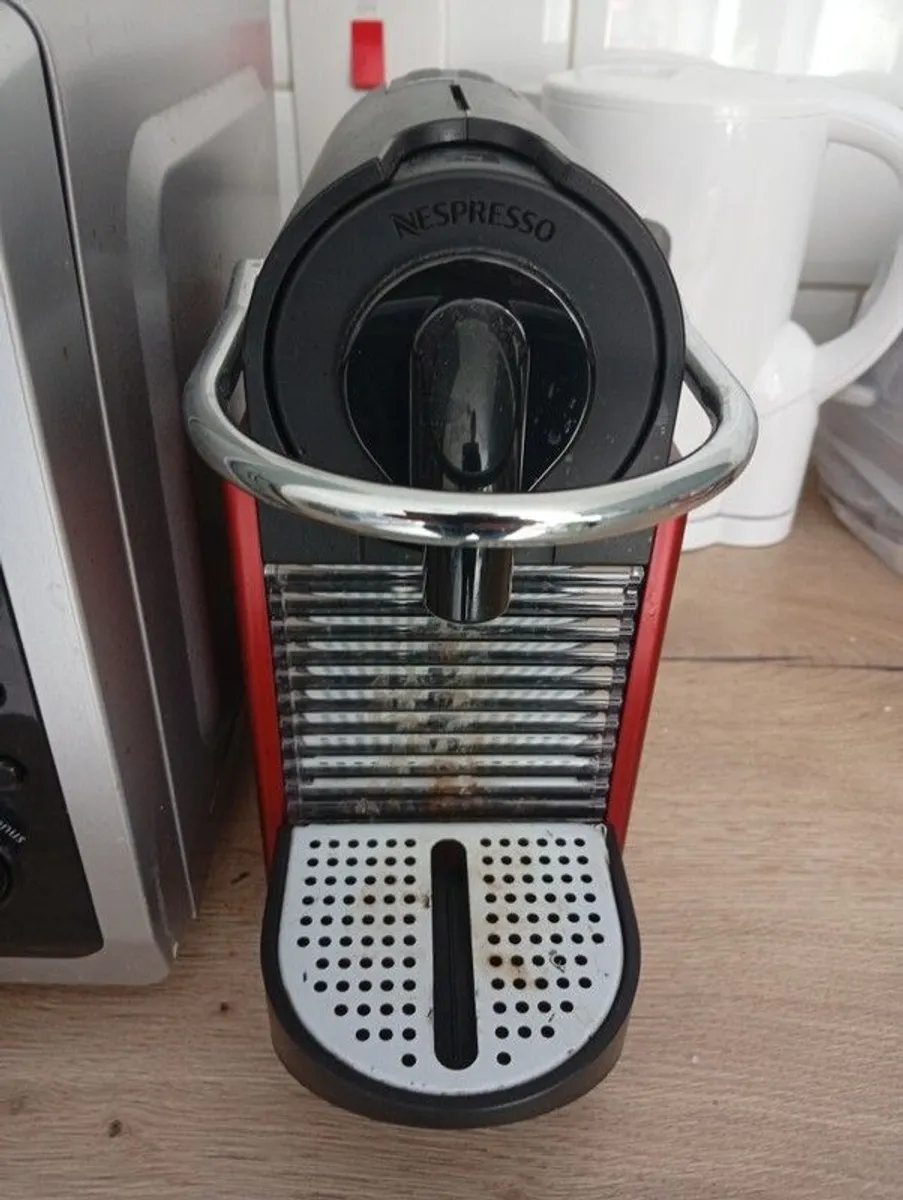 Nespresso machine & Milk frother - Image 1