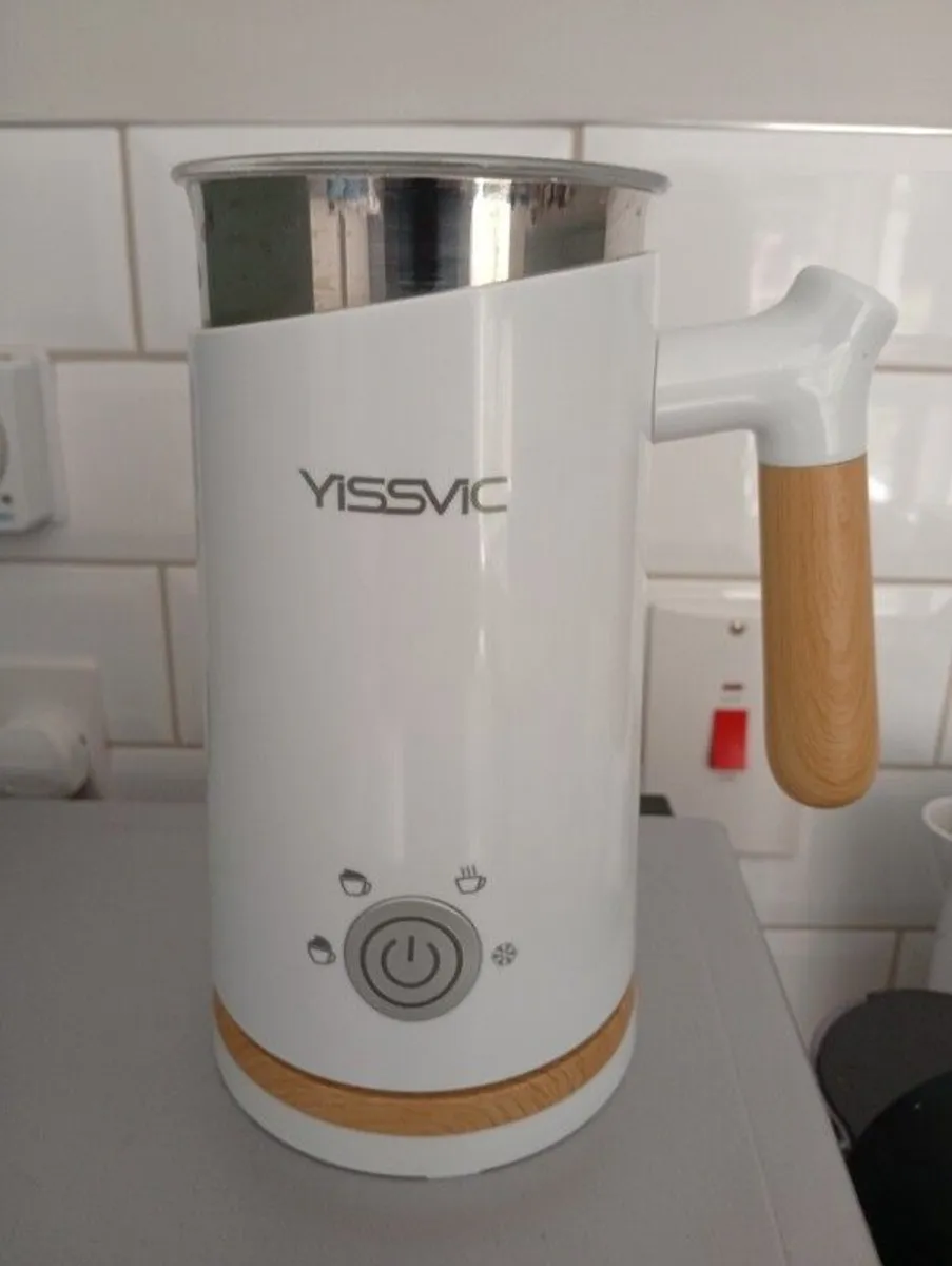 Nespresso machine & Milk frother - Image 2