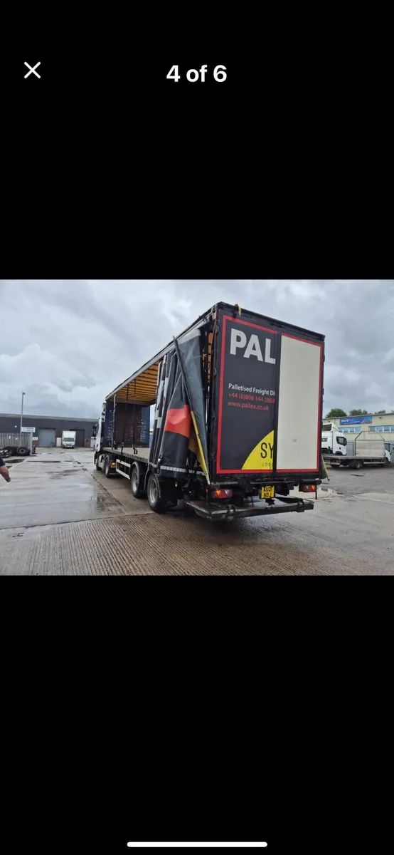 SDC Urban 33 foot Curtainsider Rear steer - Image 4