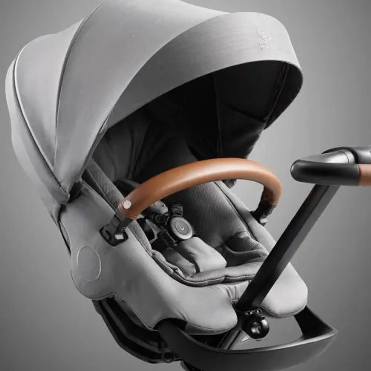 Stokke Xlory Pram (Buggy) - Image 2