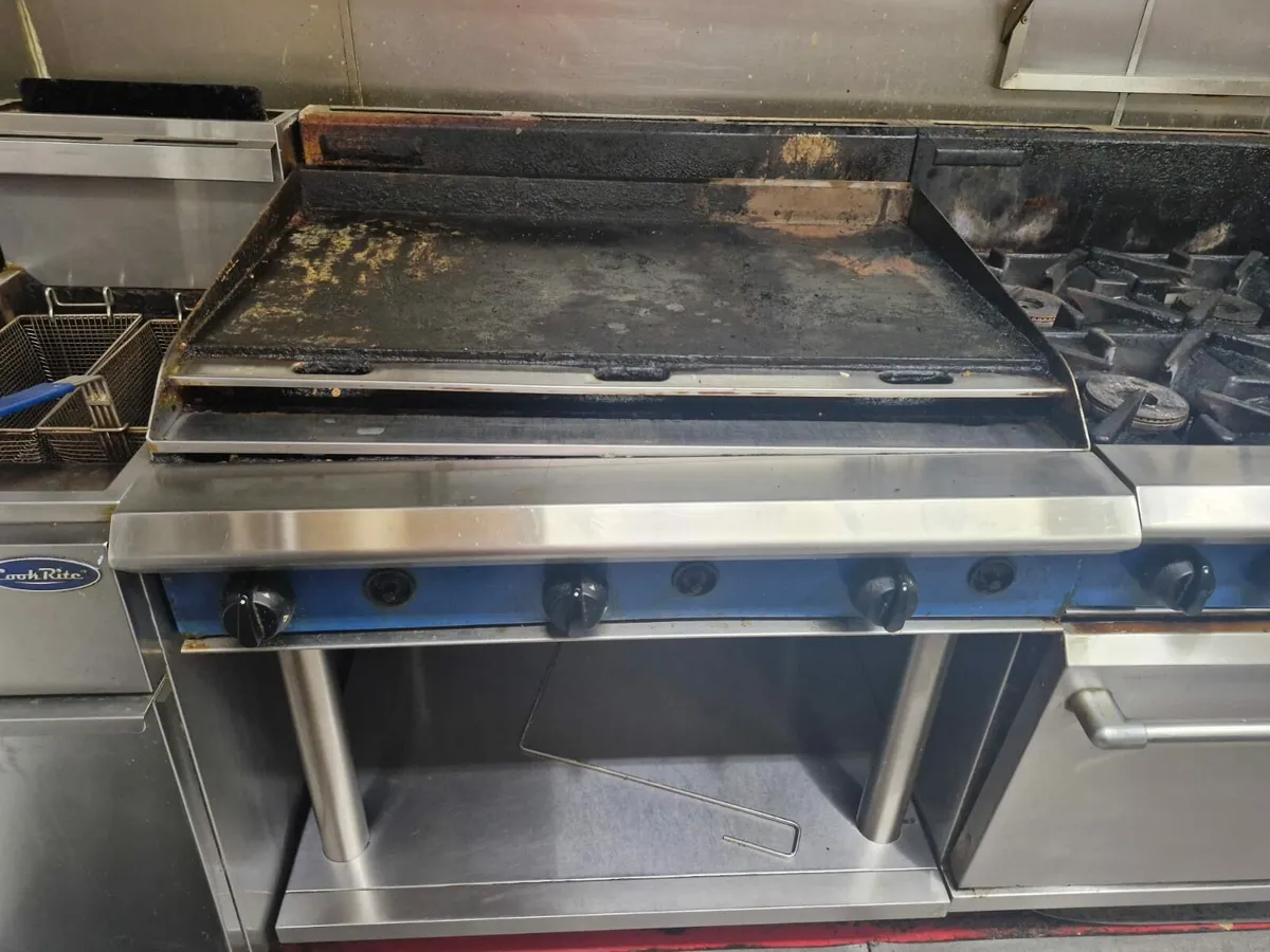 Full Commercial Kitchen - Image 4