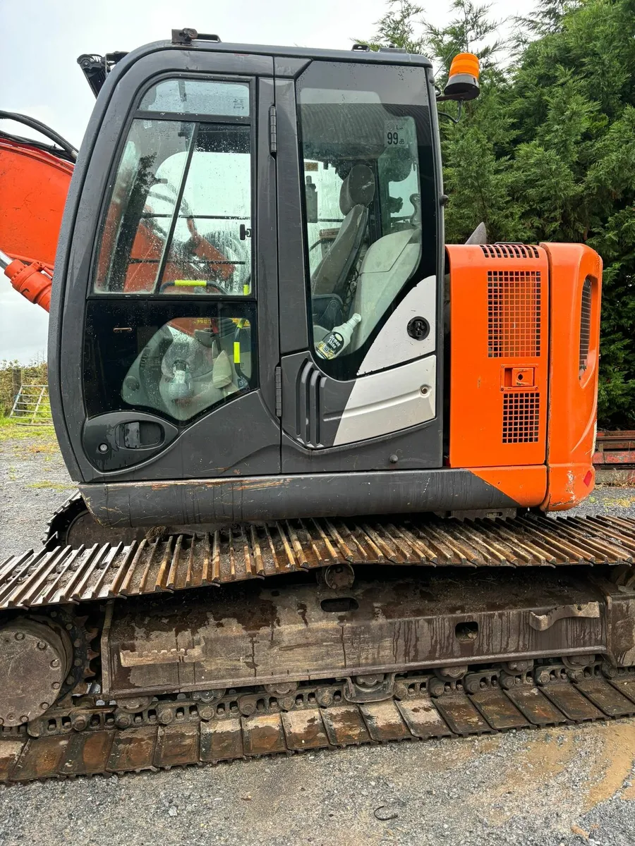 Hitachi 135 zaxis 2013 - Image 4
