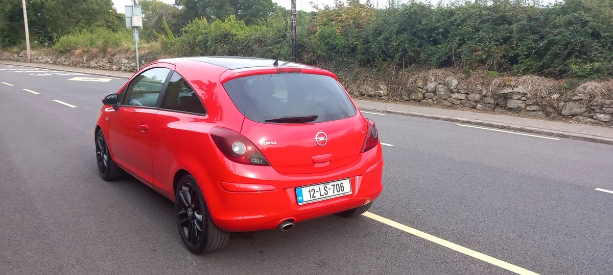 Opel Corsa 2012 - Image 2