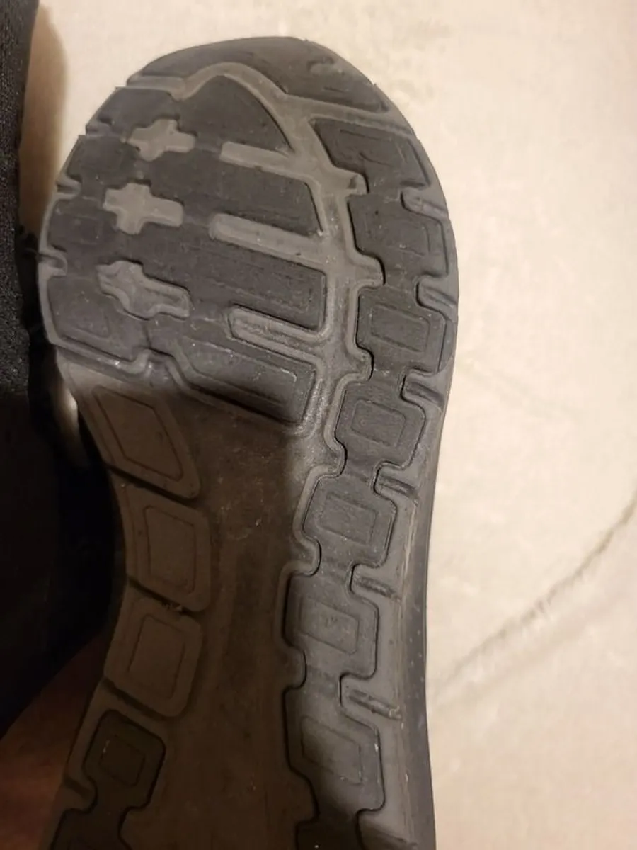 New Sketchers ladies  arch fit size 7 - Image 3