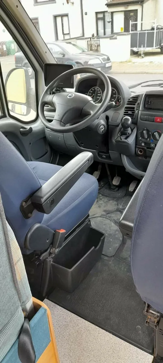 Motorhome - Image 2