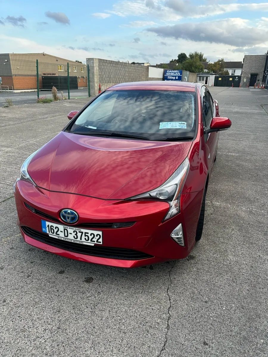 Toyota Prius 2016 TOP SPEC - Image 1