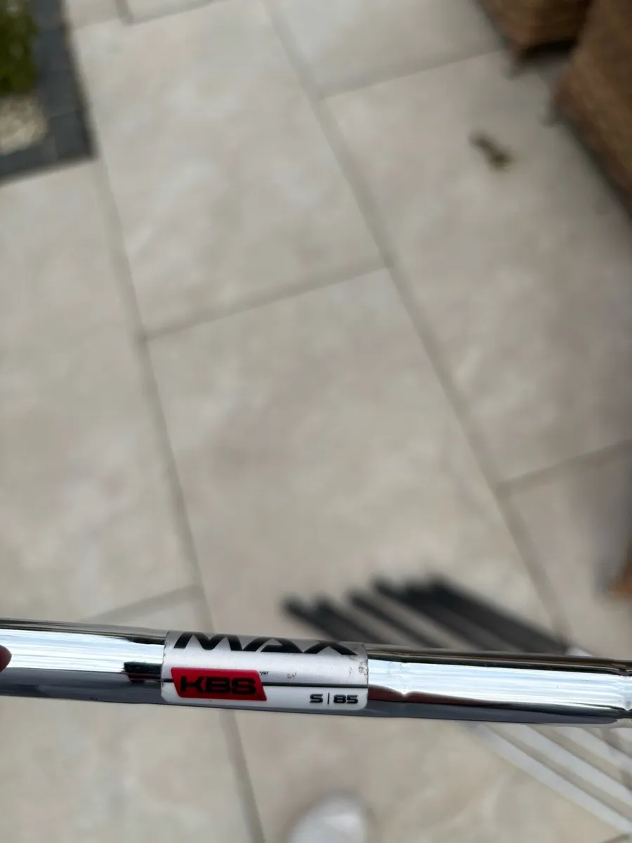 Taylormade Sim Max Irons 5-SW Stiff Shaft - Image 3