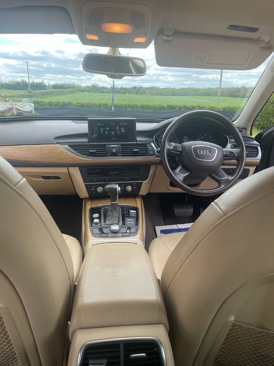 Audi A6 2012 - Image 2