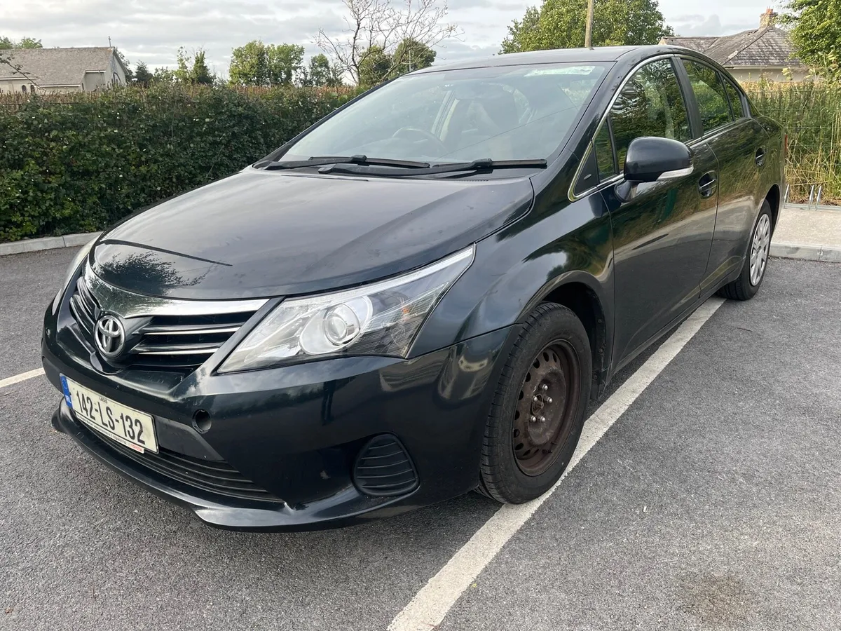 TOYOTA AVENSIS 2.0 D-4D TERRA 4DR - Image 1