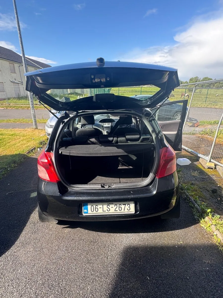 Toyota Yaris 2006 - Image 4