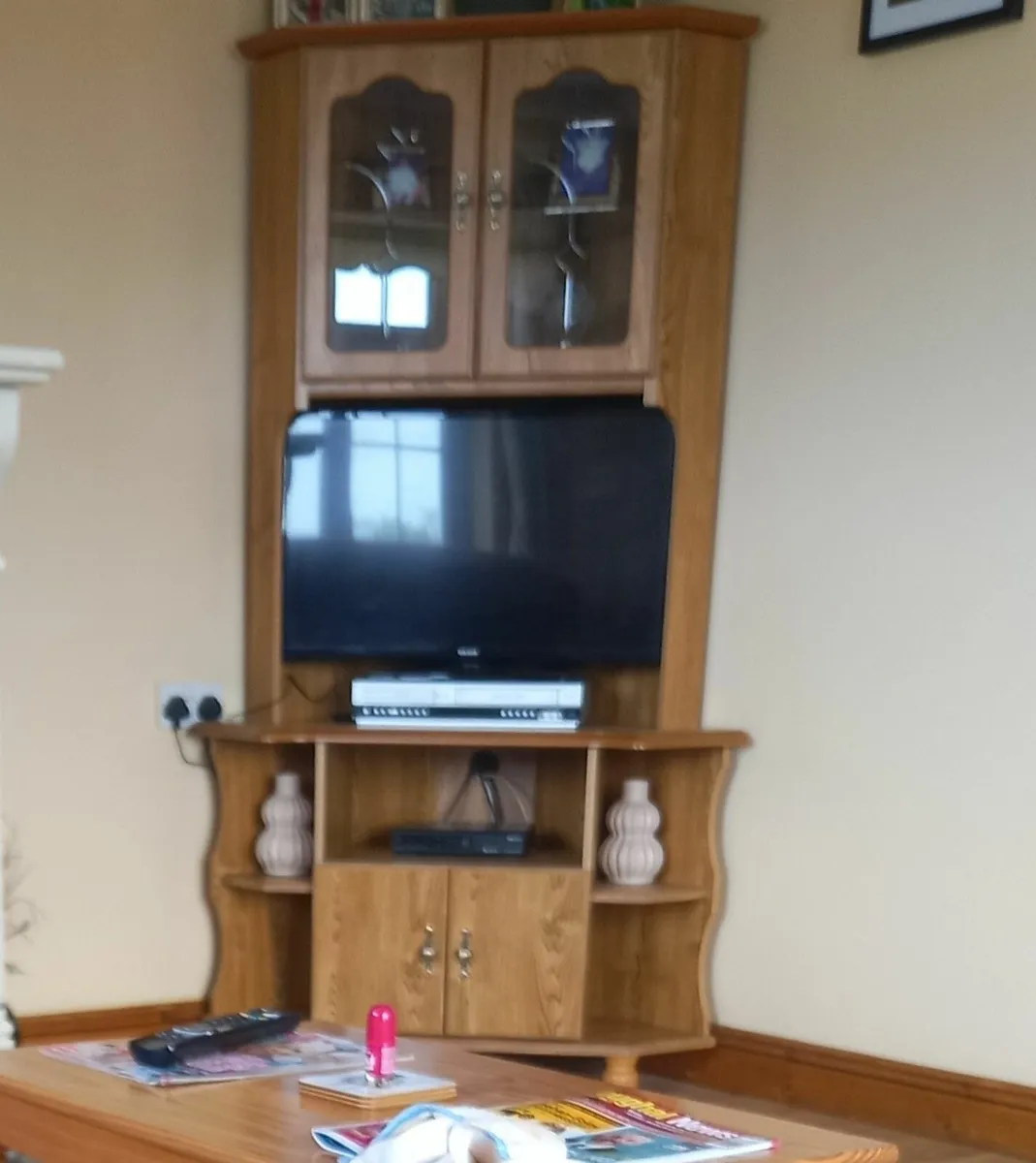 Tv unit