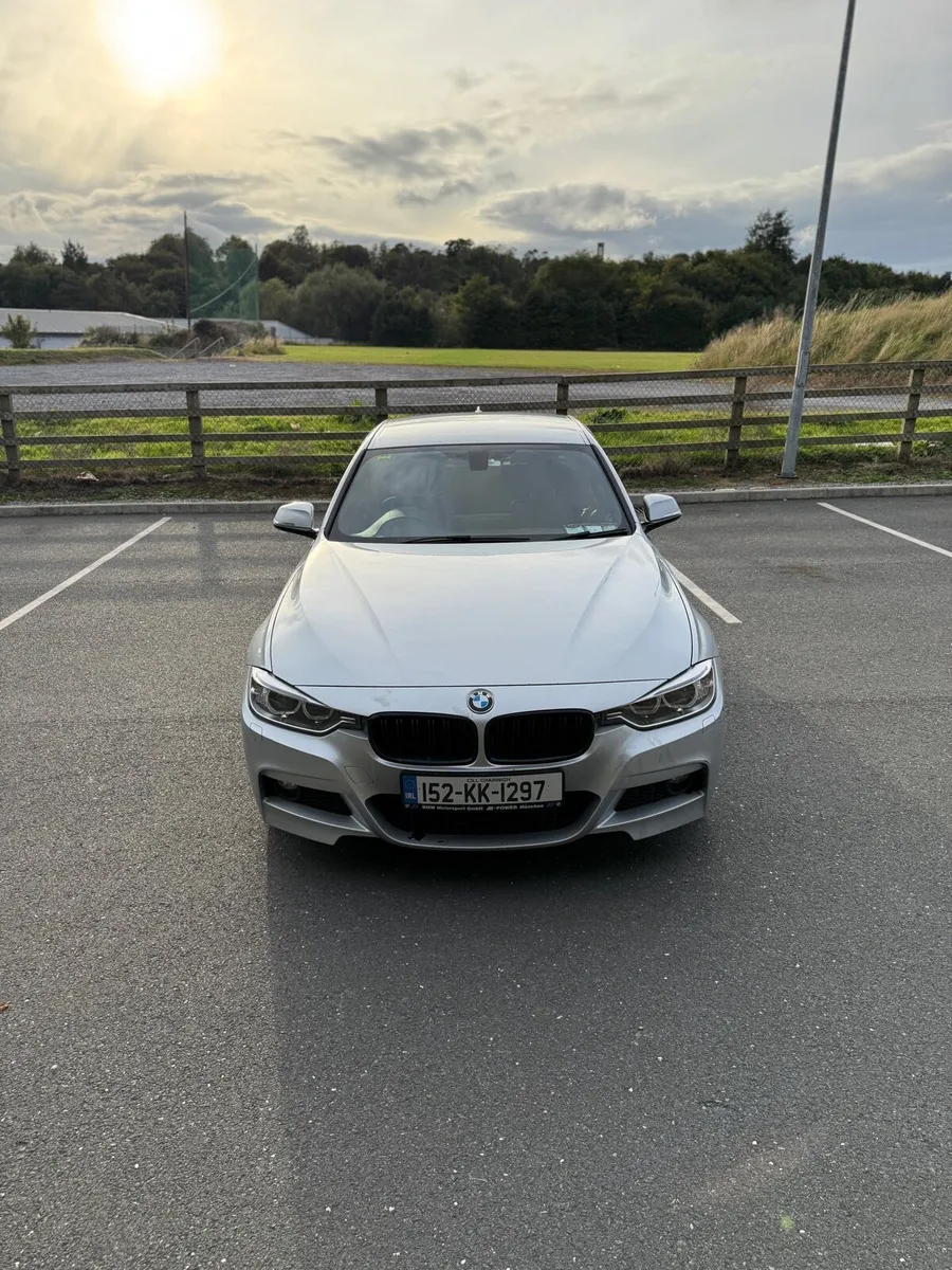 BMW 320D Msport Plus - Black Edition - Image 2