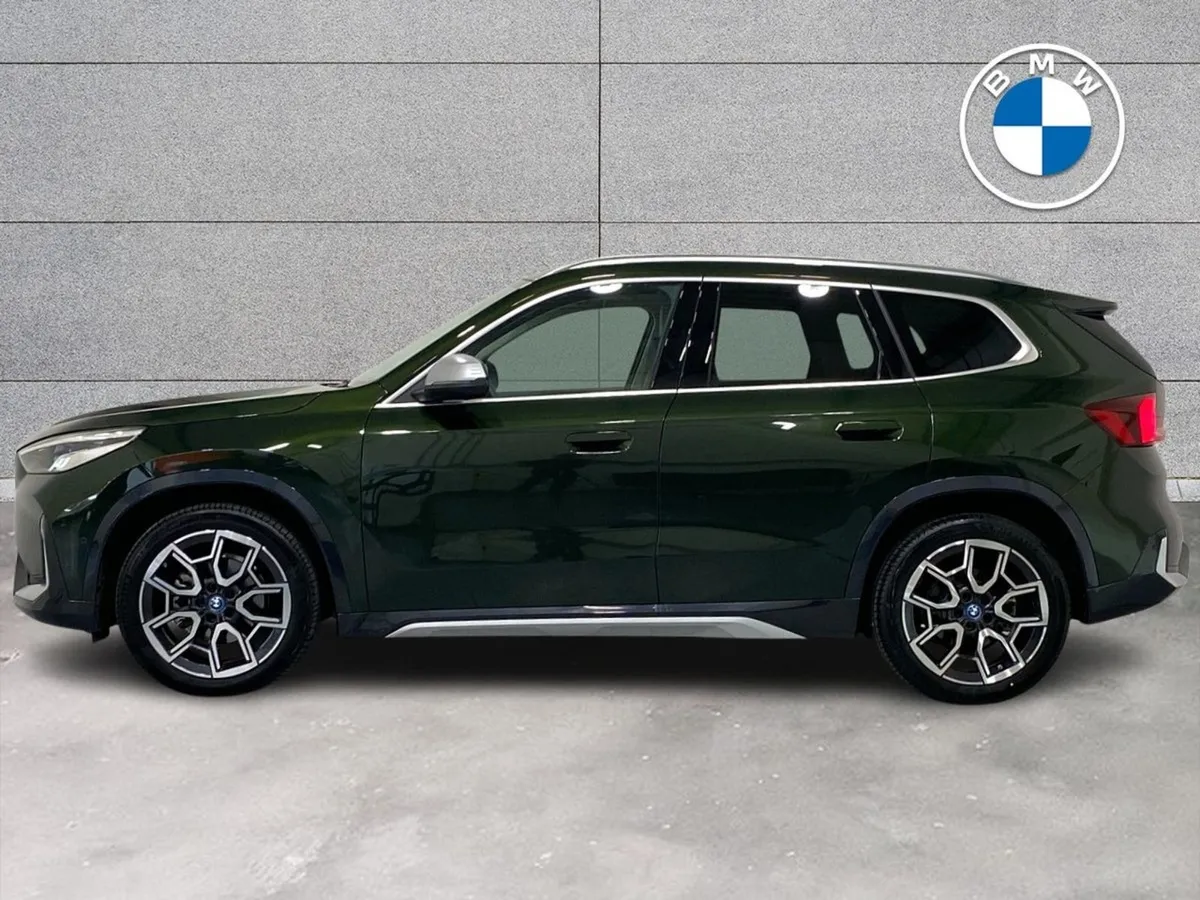 BMW iX1 Edrive20 Xline - Image 4