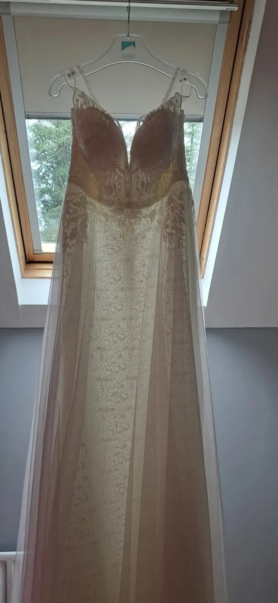 Wedding Dress - Image 4