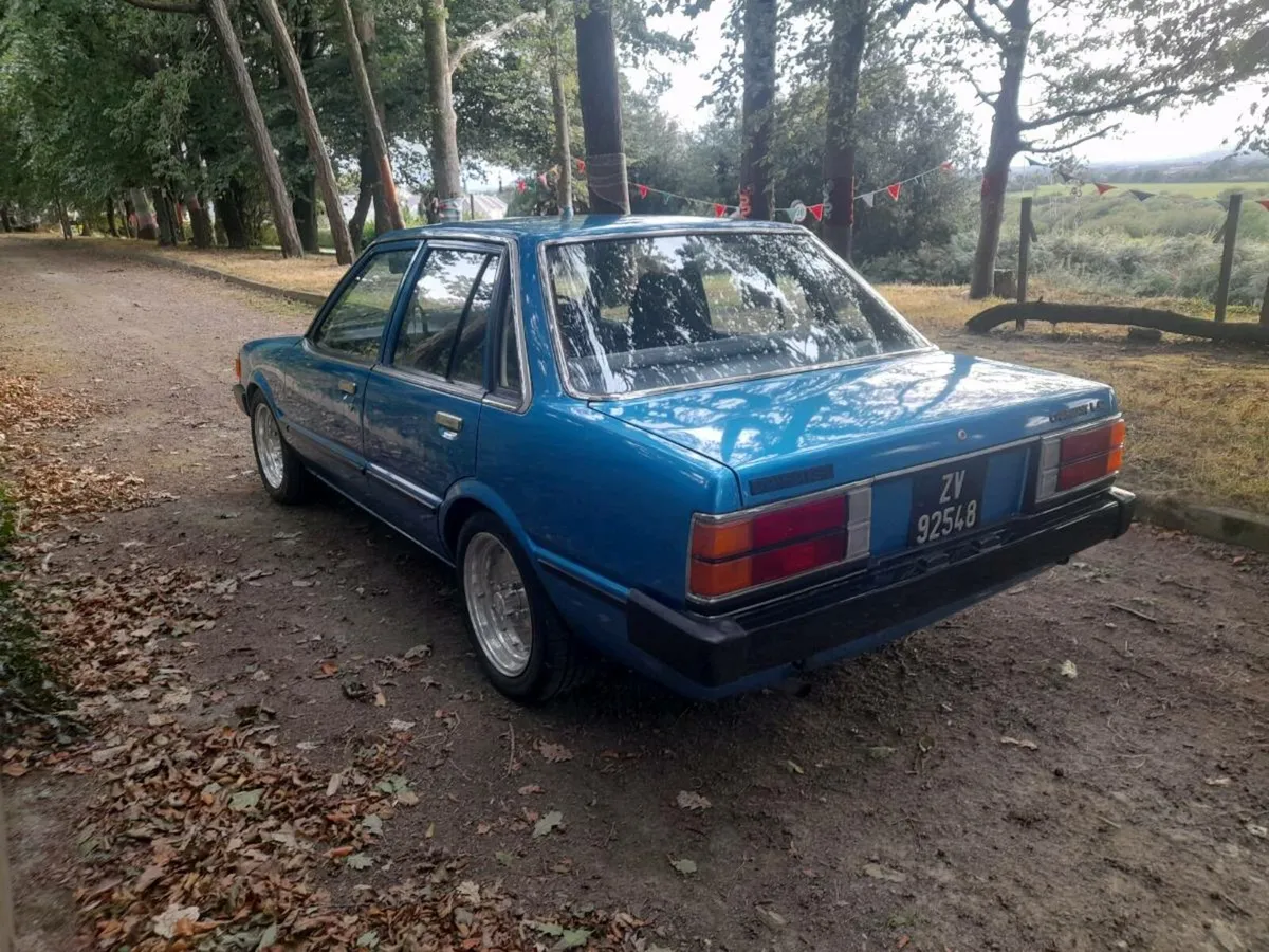 1983 Daihatsu Charmant - Image 4