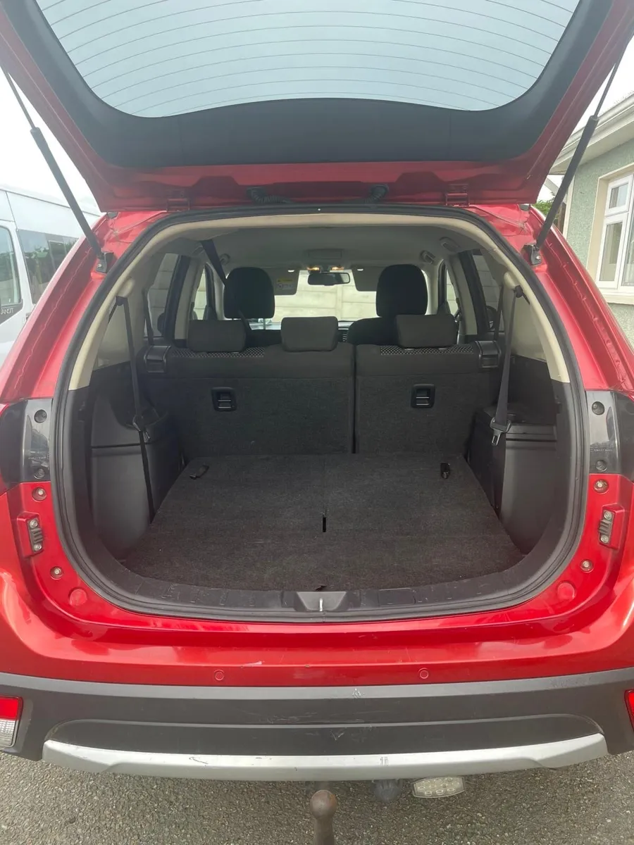 Mitsubishi Outlander - Image 4