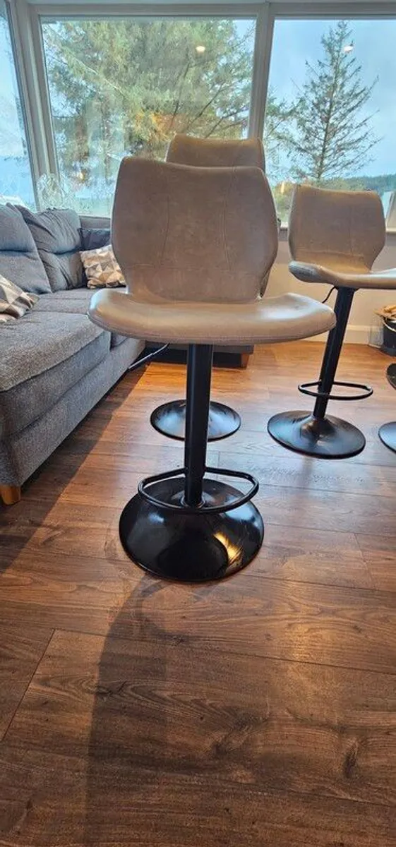 island stool - Image 3