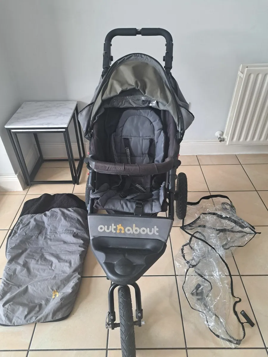 Out n About single buggy - Image 3