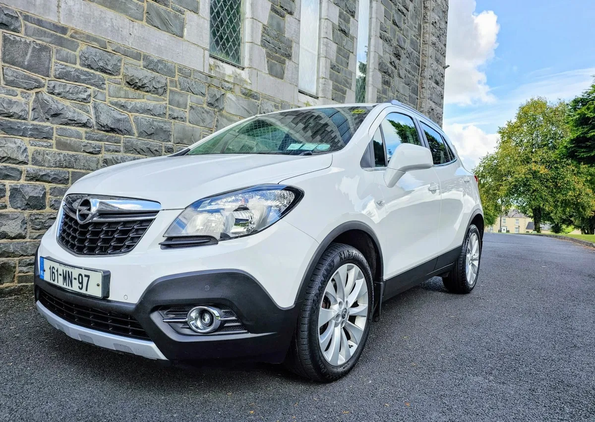 Opel Astra 2017 - Image 2