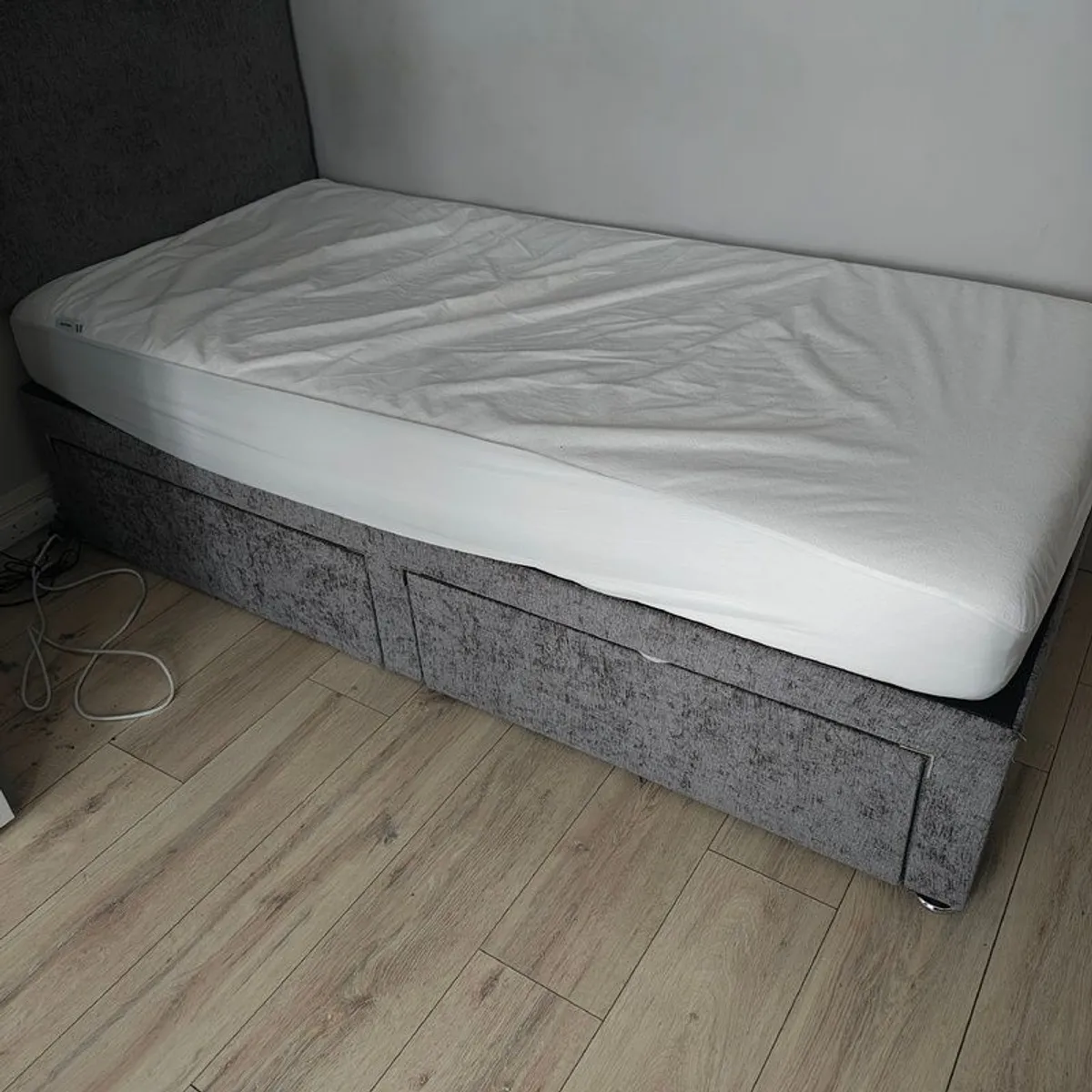 Otoman bed - Image 1