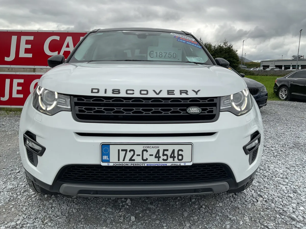 LAND ROVER DISCOVERY 7 SEATER AUTOMATIC LOW KMS - Image 3
