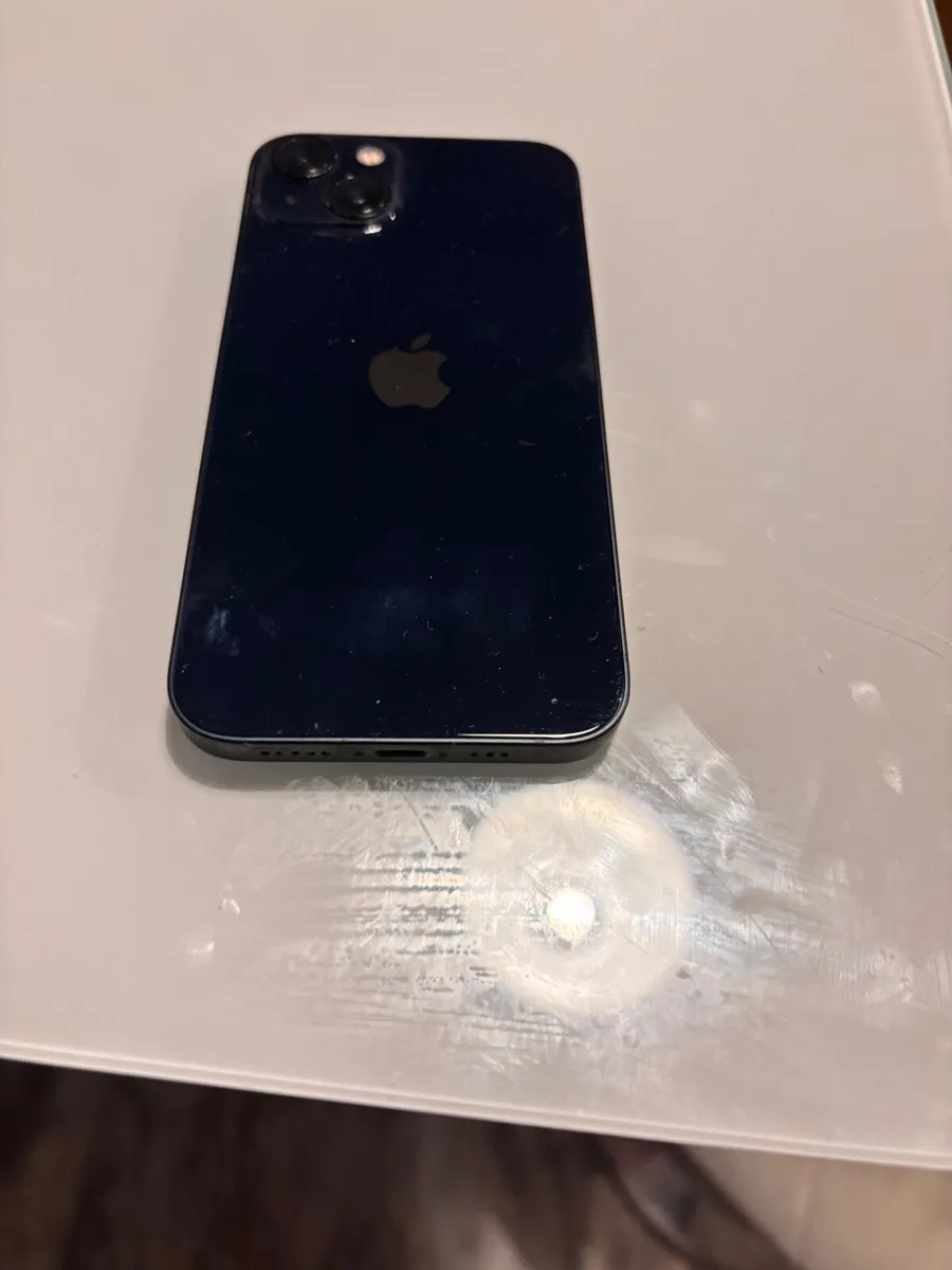 iPhone 13 - Image 1