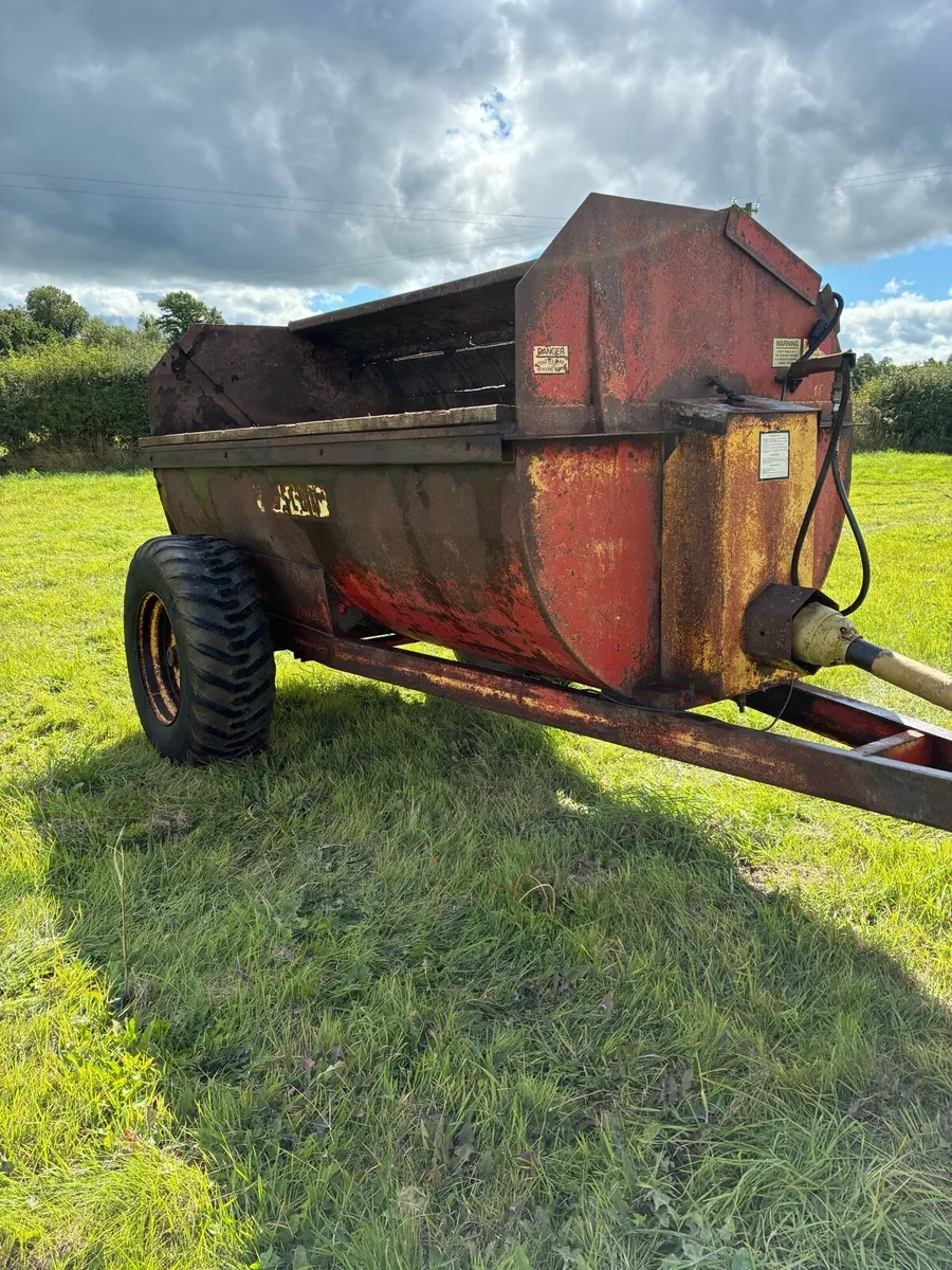Ruscon Dung spreader - Image 2