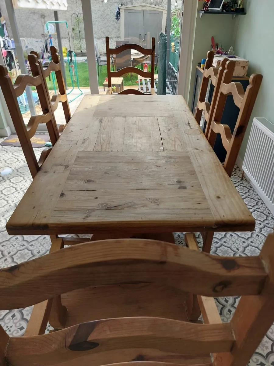 Dining room table and 6 chairs - Image 2