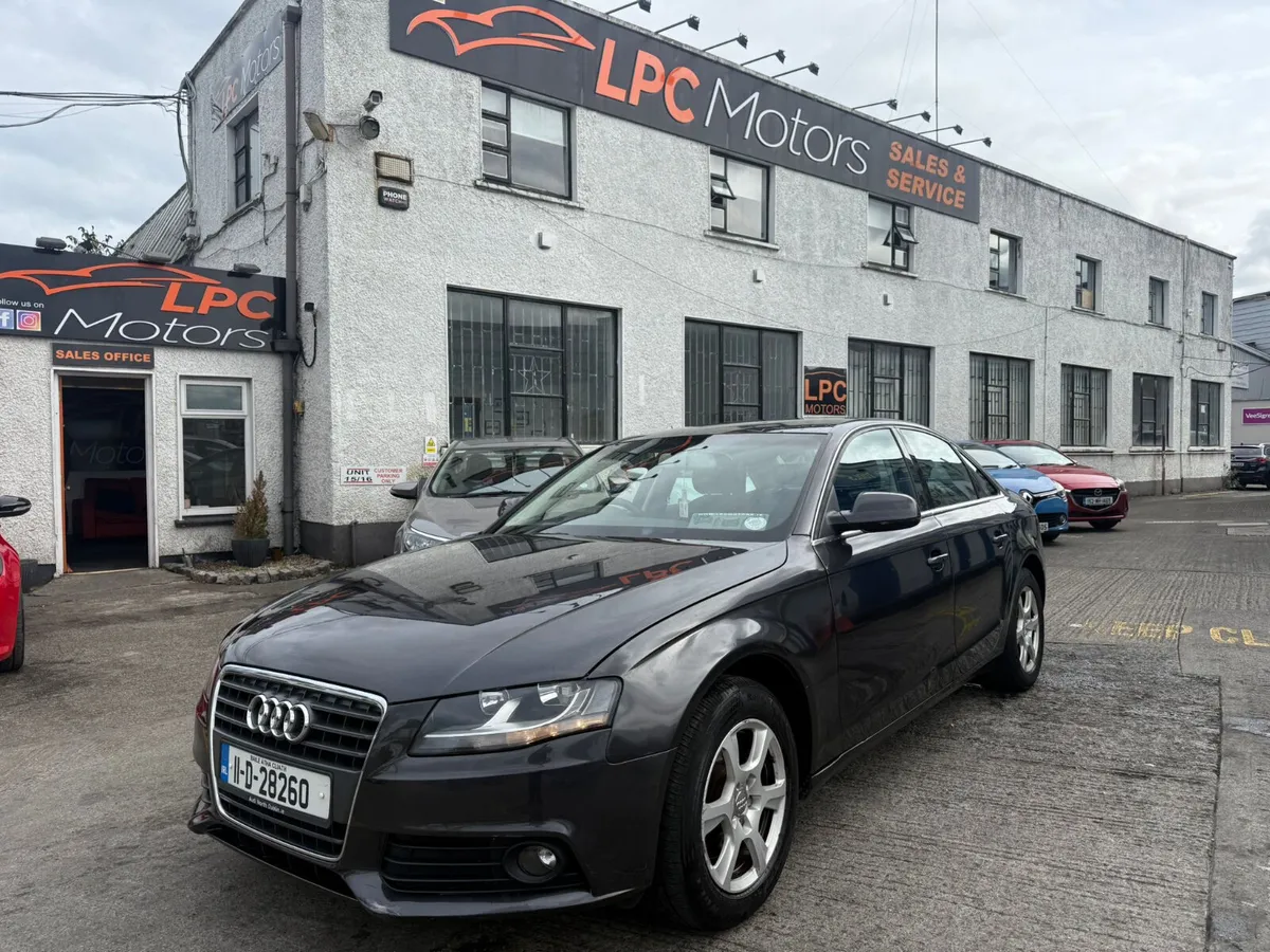 Audi A4 2011 - Image 1
