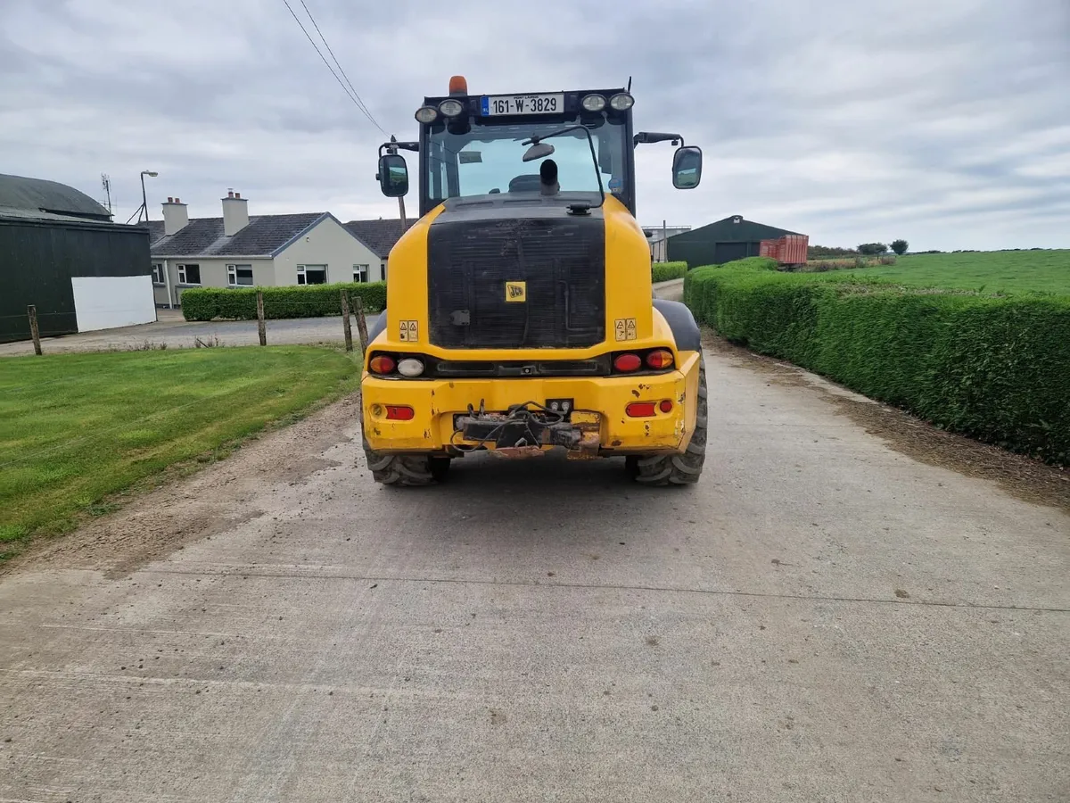 JCB 320s - Image 4