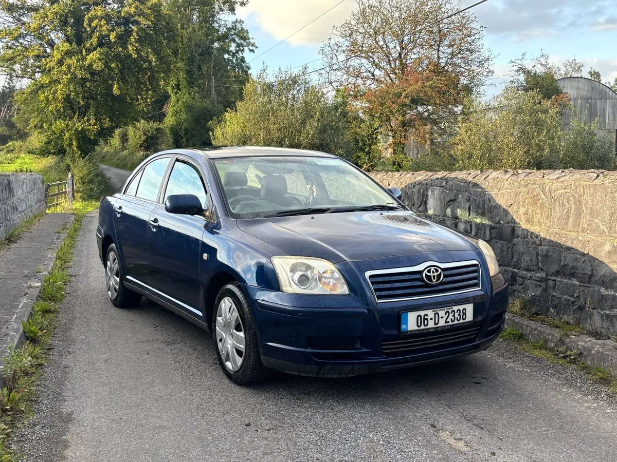 —Toyota Avensis— - Image 3