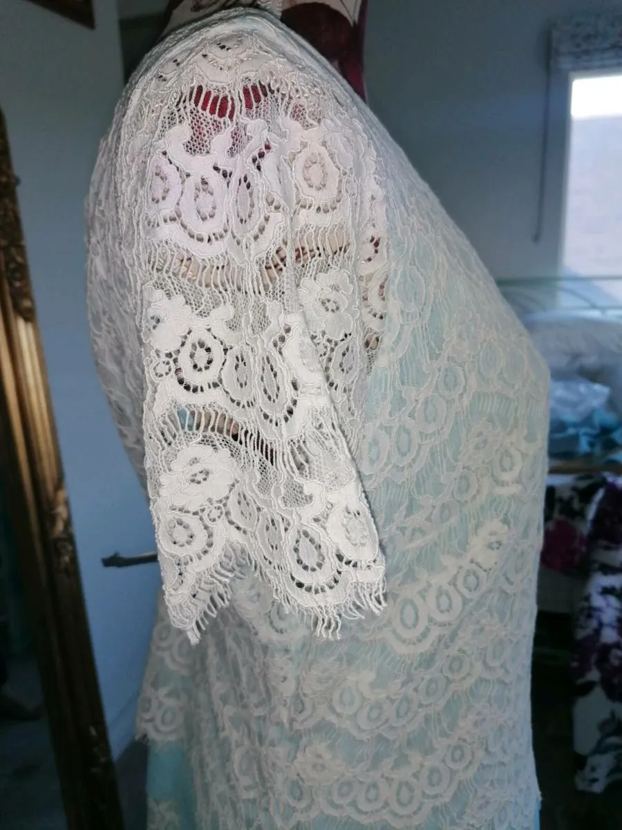 Mother of bride - Image 3