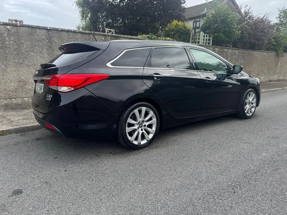 2012 Hyundai i40 Estate NEW Nct High Spec - Image 4