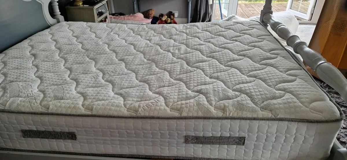 Kingsize firm Mattress - Image 1