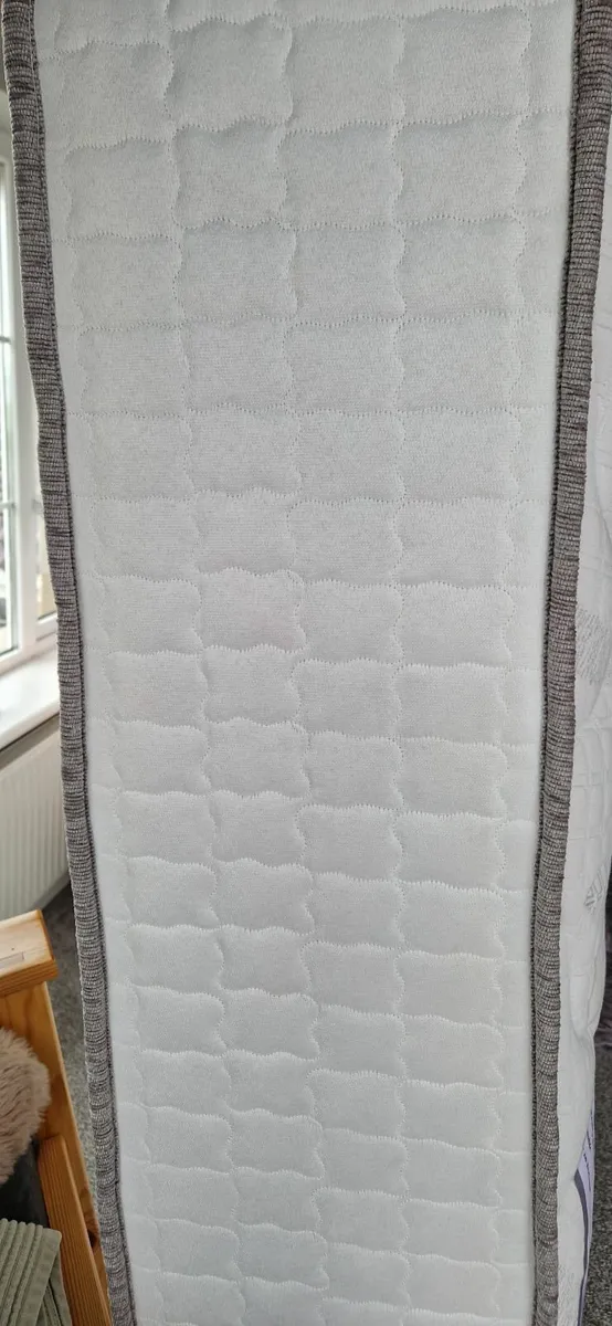 Kingsize firm Mattress - Image 3