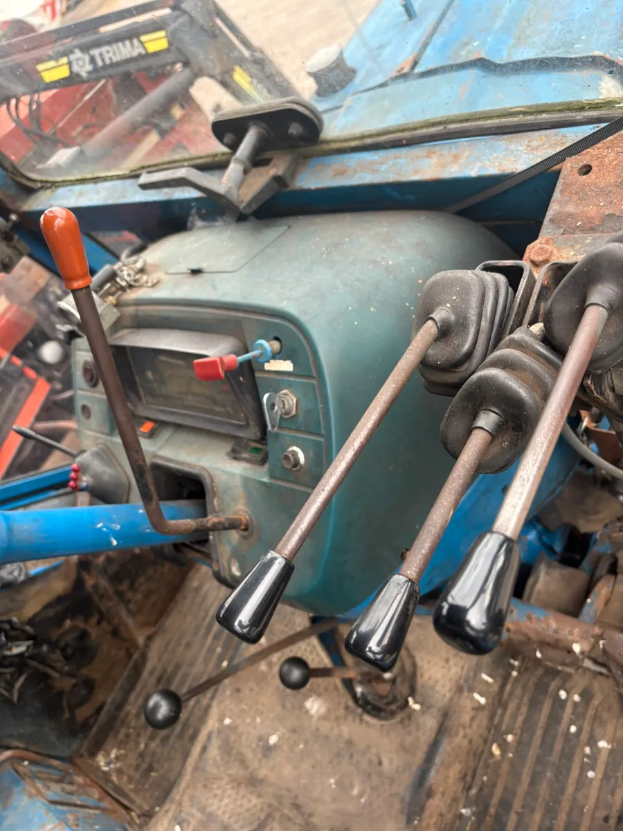 QUICKE 3300 LOADER TO SUIT 7610 - Image 2