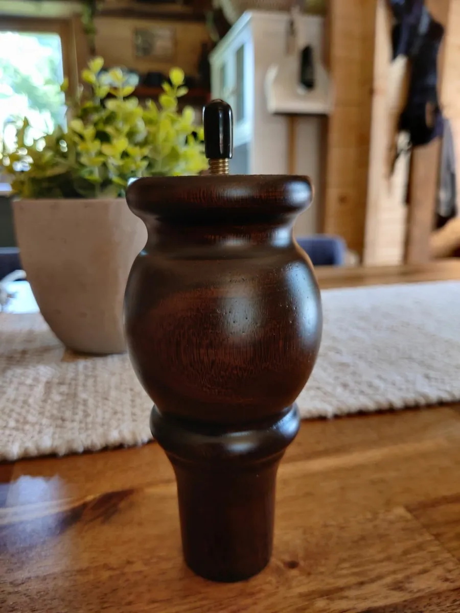 Wooden furniture legs - Image 1
