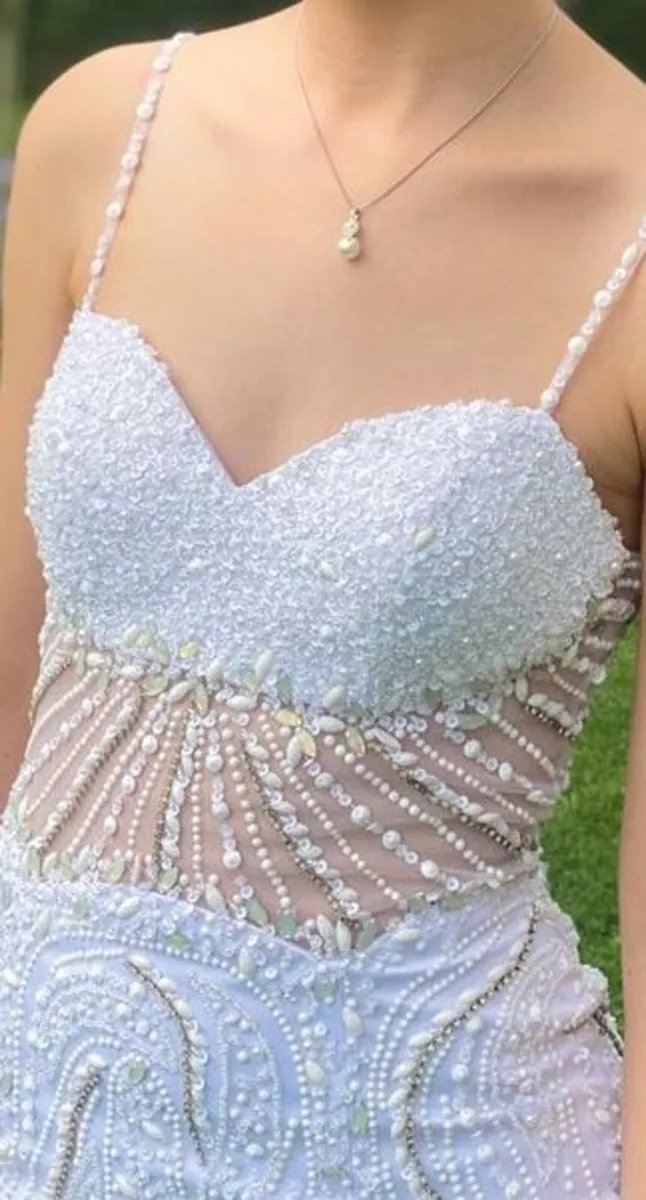 Wedding dress - Image 3
