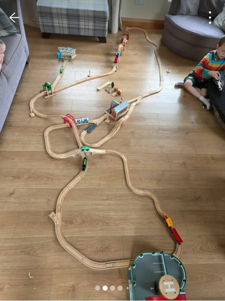 Brio/Hape/Big Jigs Train track bundle - Image 2